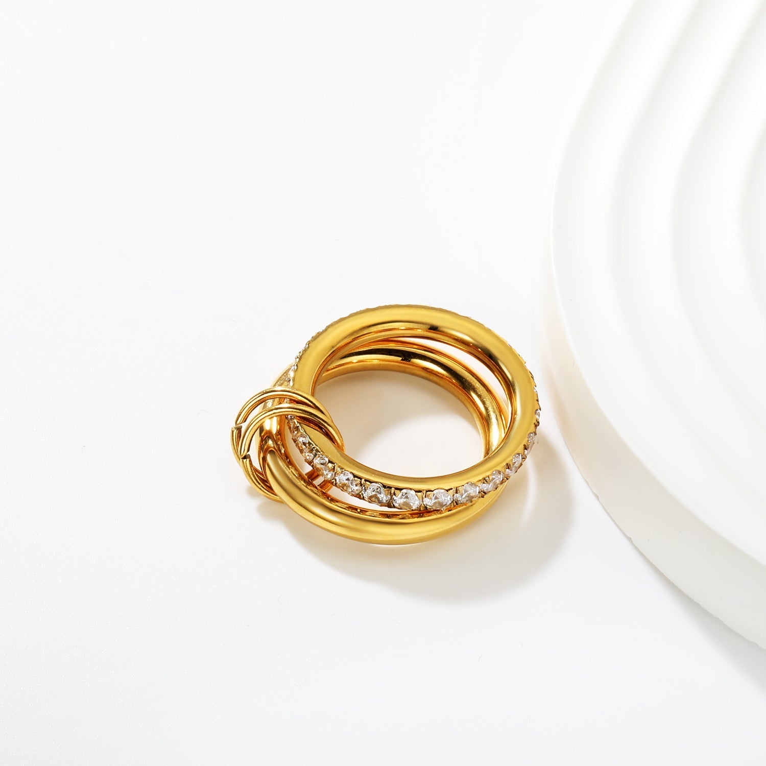 Anello doppio con diamanti in oro / oro bicolore